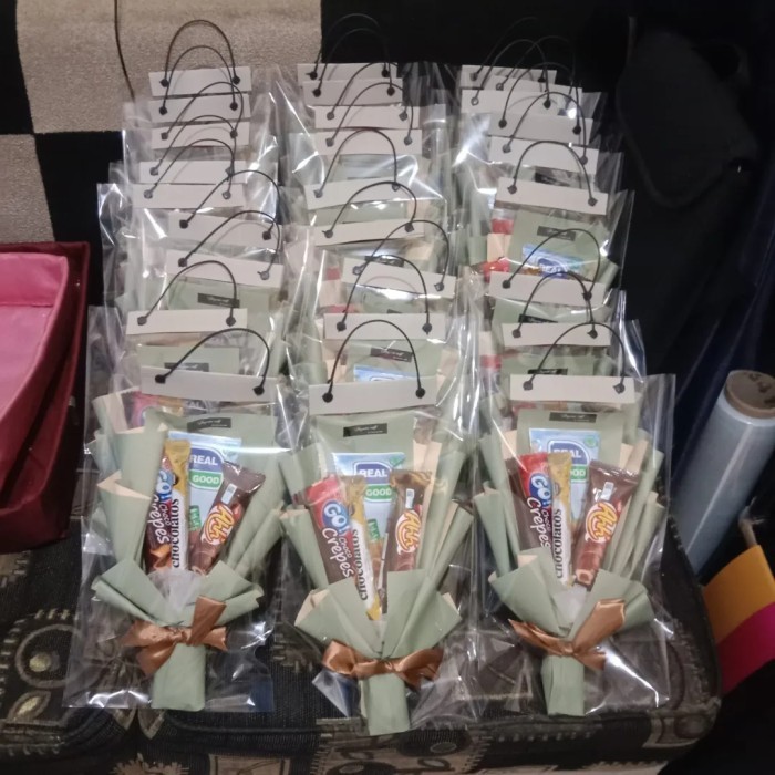 

Cod souvenir ulang tahun buket jjan buket Snack mini paket hemat sovenir paling populer