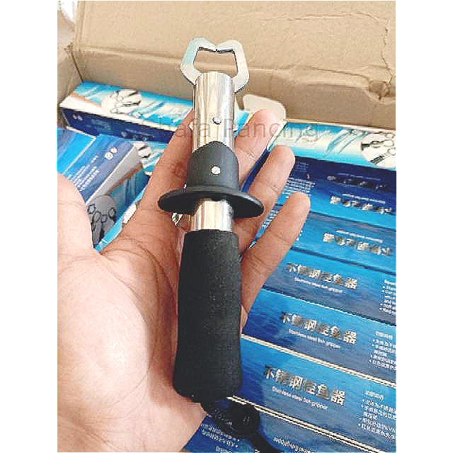 TANG PENJEPIT IKAN LIP GRIP MINI
