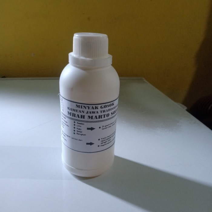 Minyak gosok Mbah Marto solo