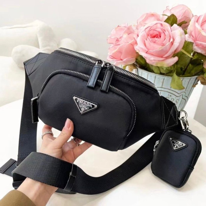 TAS PINGGANG PRIA BRANDED / WAISTBAG PRIA BRANDED BAHAN KULIT / TAS PRIA CASUAL  LIMTED  HIGH QUALIT