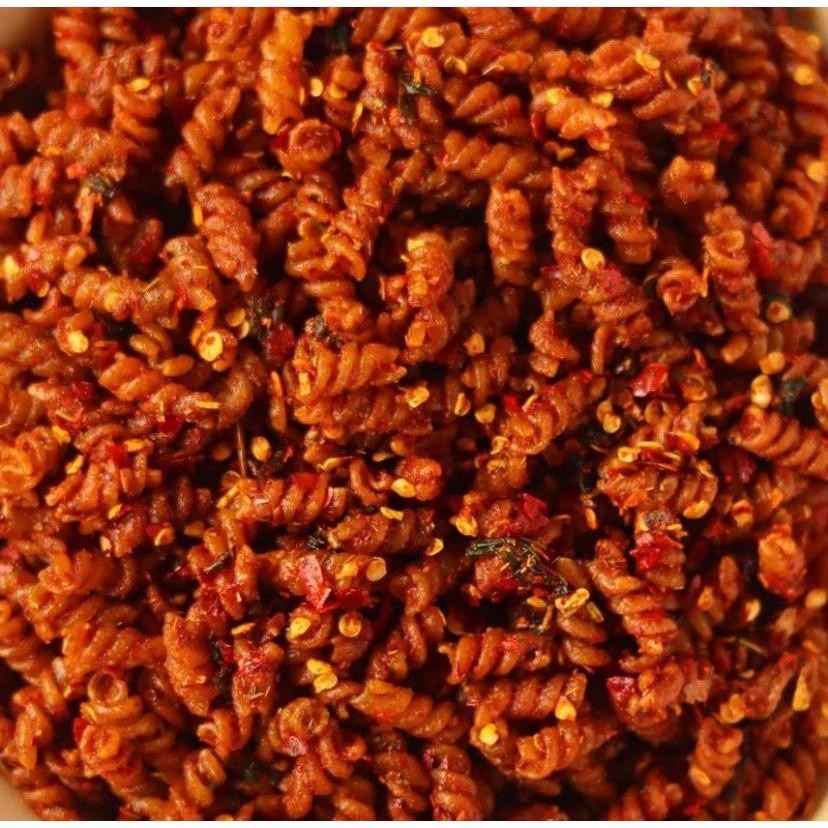 

MAKARONI SPIRAL PEDAS DAUN JERUK 250GRAM