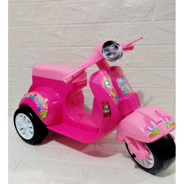 LETERSHOP Sepeda Roda 3 Vespa Mainan Sepeda Roda 3 Vespa