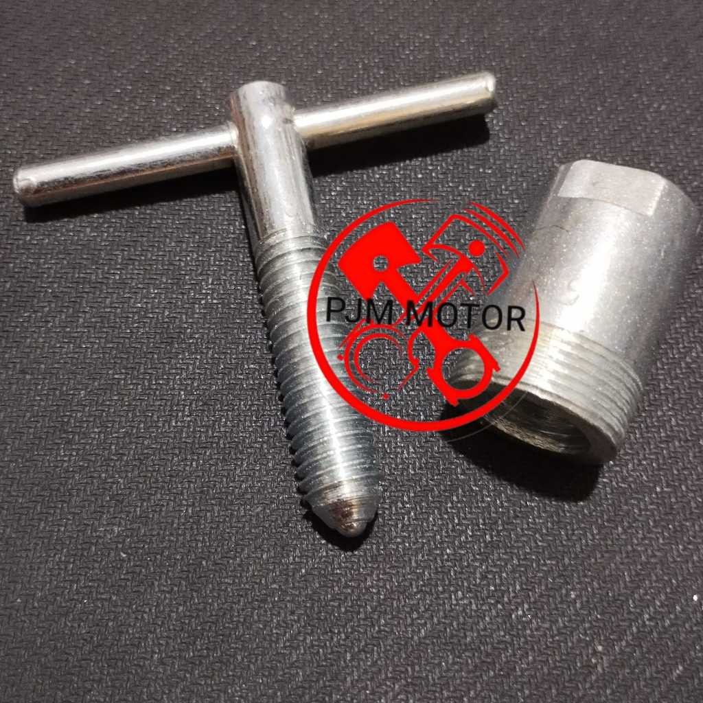 

070 kunci magnet treker kunci magnit mesin chainsaw senso sinso besar amplas