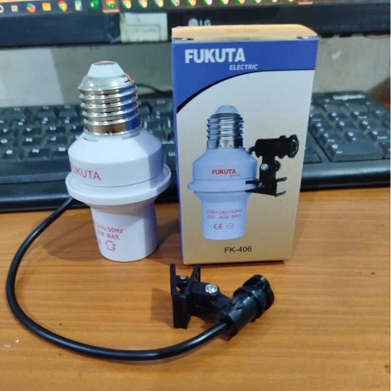(COD YOK) FUKUTA Fitting Sensor  Lampu Otomatis Cahaya Siang Dan Malam tersedia juga lampu emergency