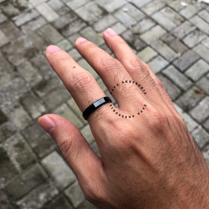 Zafa Cincin Titanium Pria Wanita 6mm 4mm Anti Karat - Smooth - Black 4mm, 6