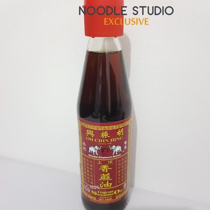 

Minyak Wijen Minyak Sesame Oil Black Sesame Oil Oh Chin Hing 300ML