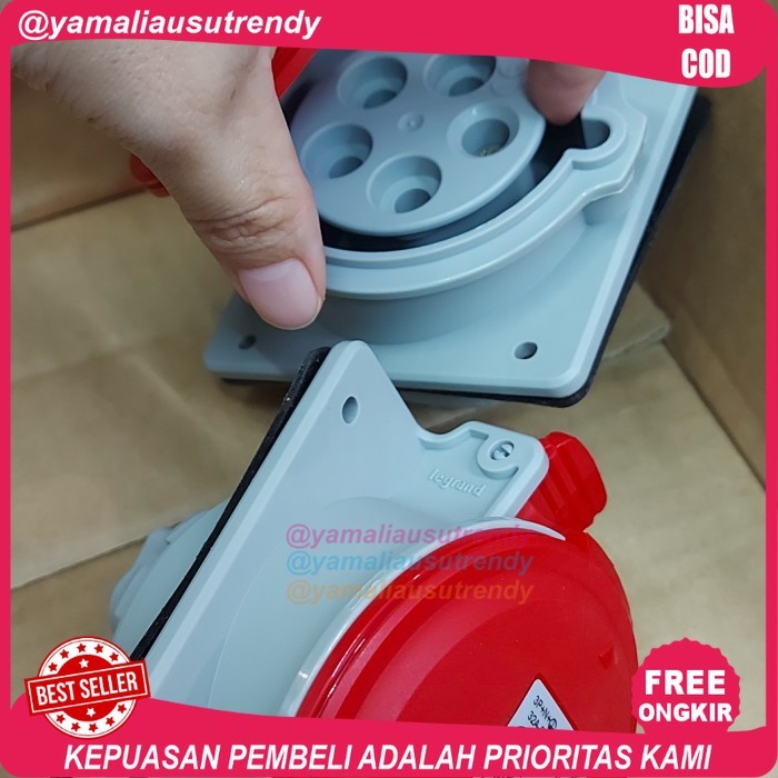 Free Ongkir SOCKET PANEL LEGRAND 5 kaki 32A 555289