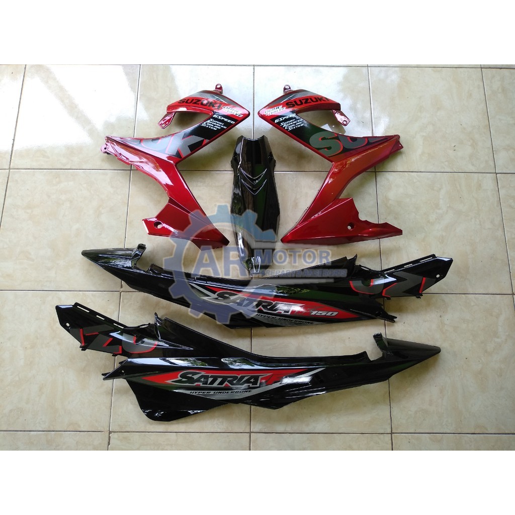 SAYAP DAN BODY BELAKANG KANAN KIRI + DEK TENGAH SATRIA FU FACELIFT MERAH HITAM PLUS STRIPING Kualita