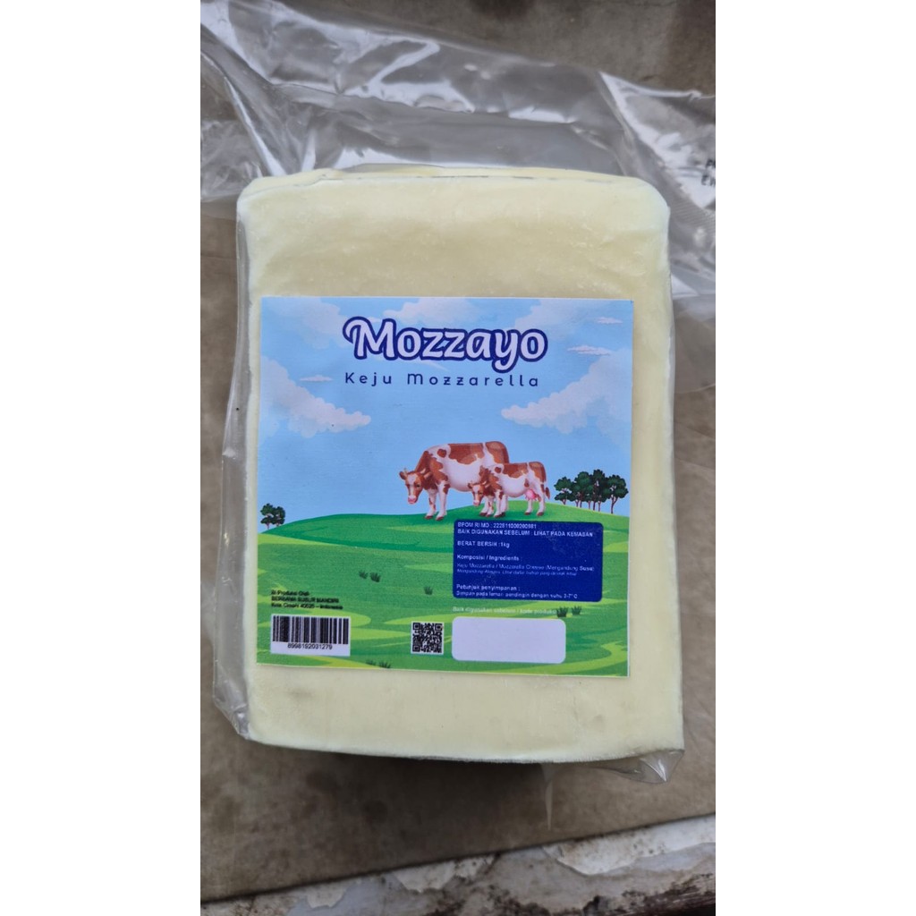 

Mozzayo Keju Mozzarella Berat 1 KG Frozen