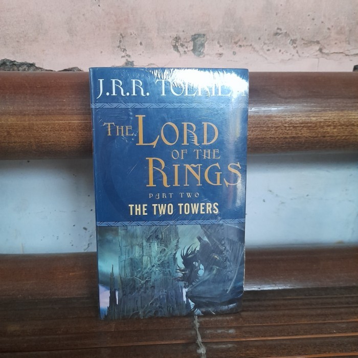 The Lord Of The Rings 2 The Two Towers - JRR Tolkien | Buku Bekas Original | Bahasa Inggris