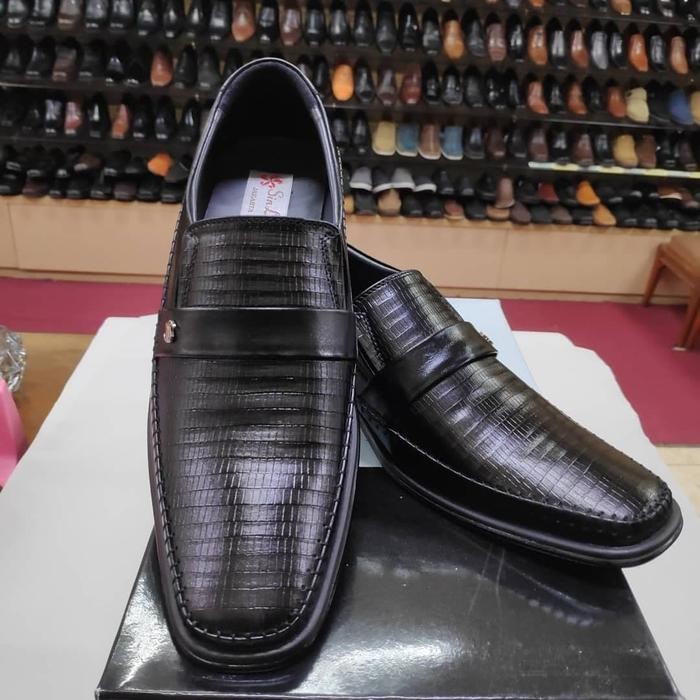 Sepatu pantofel pria 100% dijamin kulit sapi asli by Sin Lie Seng 2996 - Hitam, 37