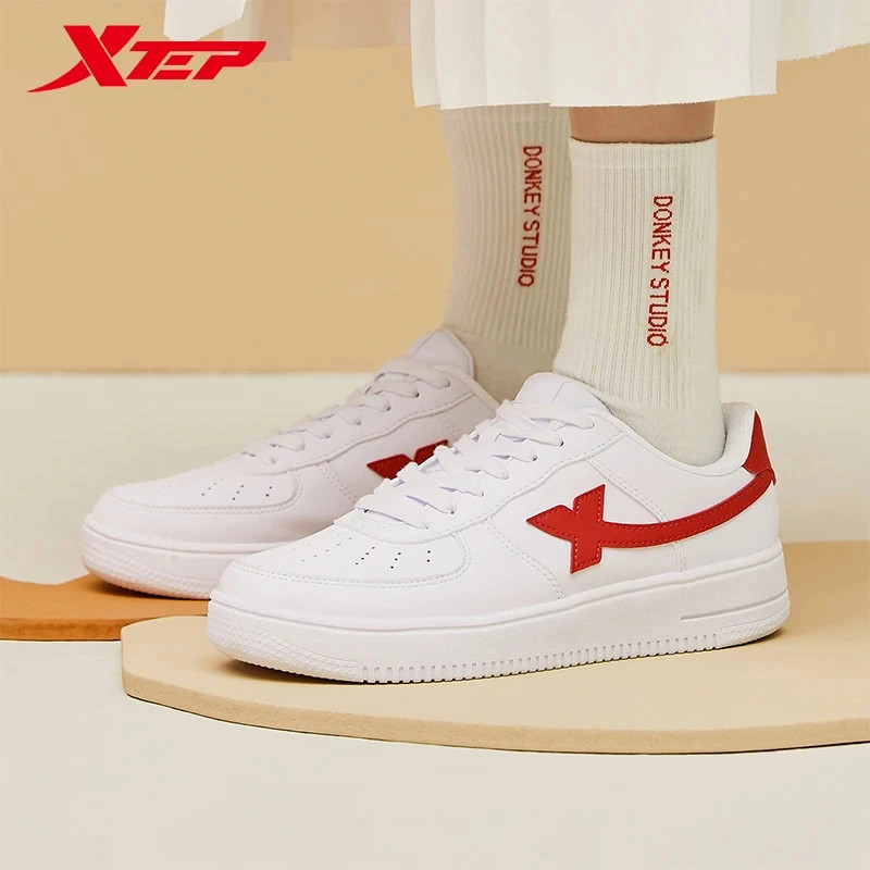 Xtep Women Men Skateboarding Shoes Non-Slip Casual White Couple Skate Sneakers Male Female Luxury Br