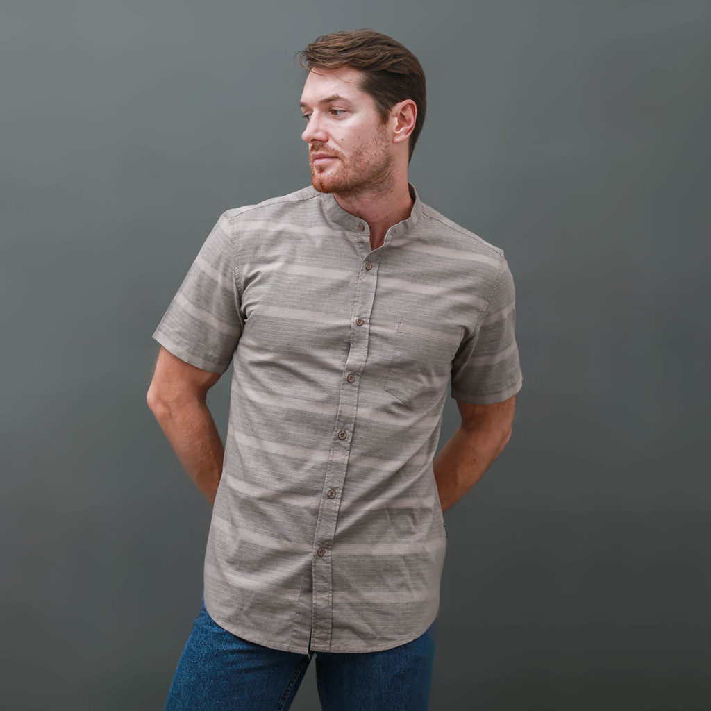 GABRIELLE KEMEJA KOKO LENGAN PENDEK REGULAR FIT ( GREEN / KHAKI )