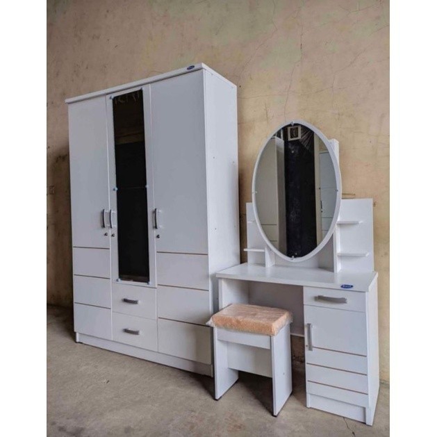 PAKET LEMARI 3 PINTU ROMARO LACI DAN MEJA RIAS WARNA PUTIH ROMARO MEBEL TERLARIS CIREBON INDRAMAYU K