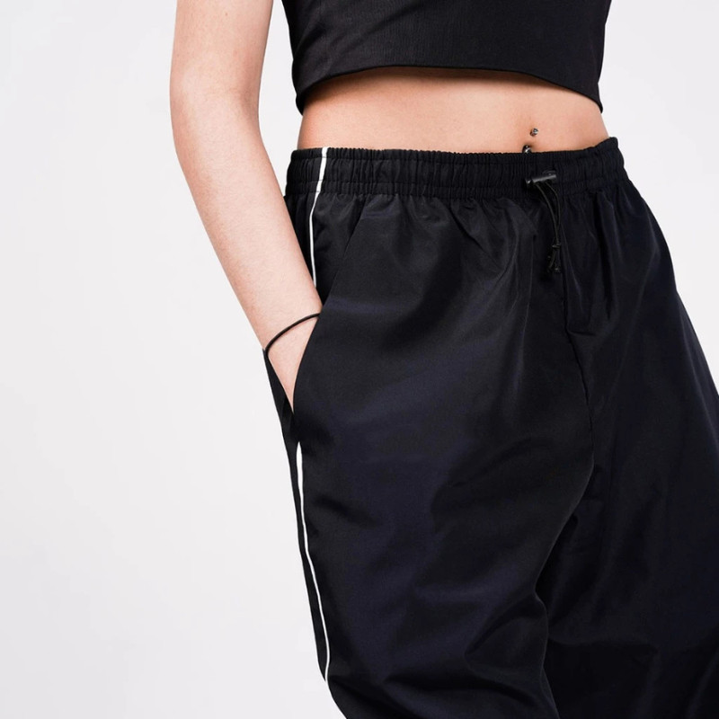 CELANA PARASUT Celana Parasut Panjang Strip/ Celana Parasut Panjang Hitam/ Celana Parasut Strip/ BAG