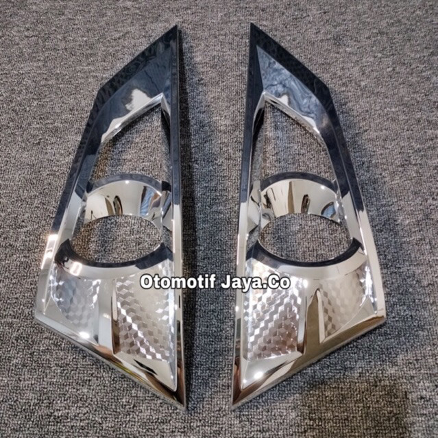 Garnish Ring foglamp Sigra Garnish foglamp Daihatsu Sigra variasi lampu kabut cover foglamp Sigra la