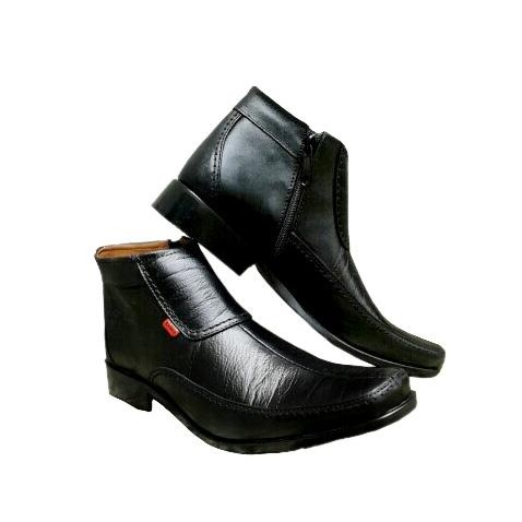 Sepatu Kerja Pantofel Resleting Pria Kulit Kickers