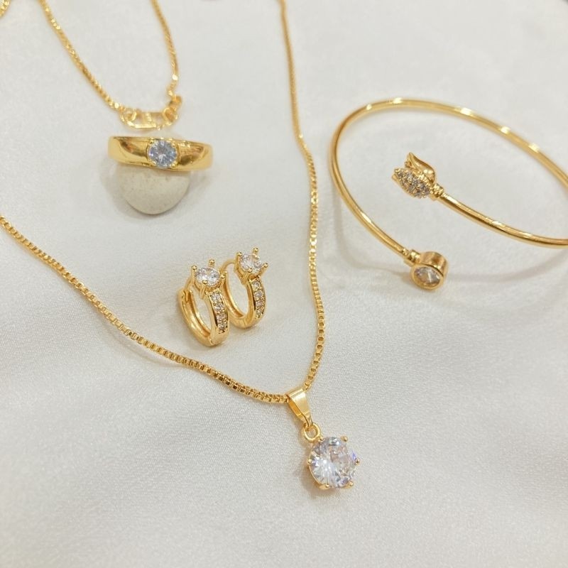 Perhiasan Set Wanita Titanium Lapis Emas Permata Satu