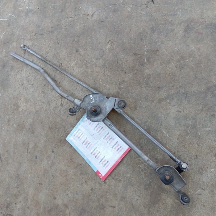 Regulator link penggerak wiper depan Nissan Livina L10 1.5 1.8 ori