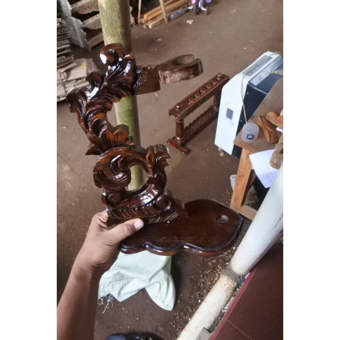 

jagrak keris stand kayu jati isi 1 bkn megantoro sengkelat - finishing