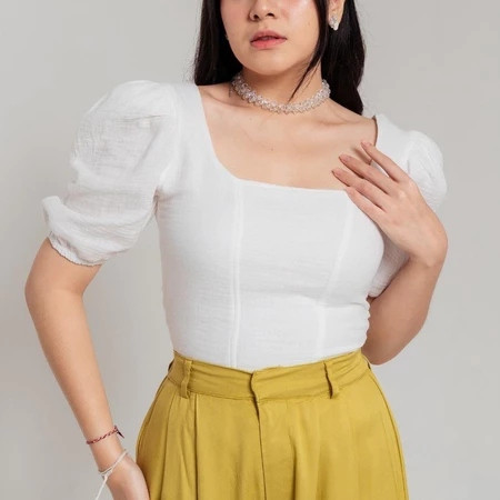 Crop LYONA Blouse 01 / Atasan Wanita Sabrina Crop Top / JOANA FASHION