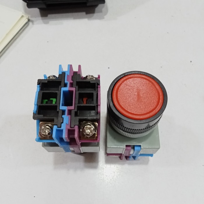 BO99 push button 22mm merah no nc