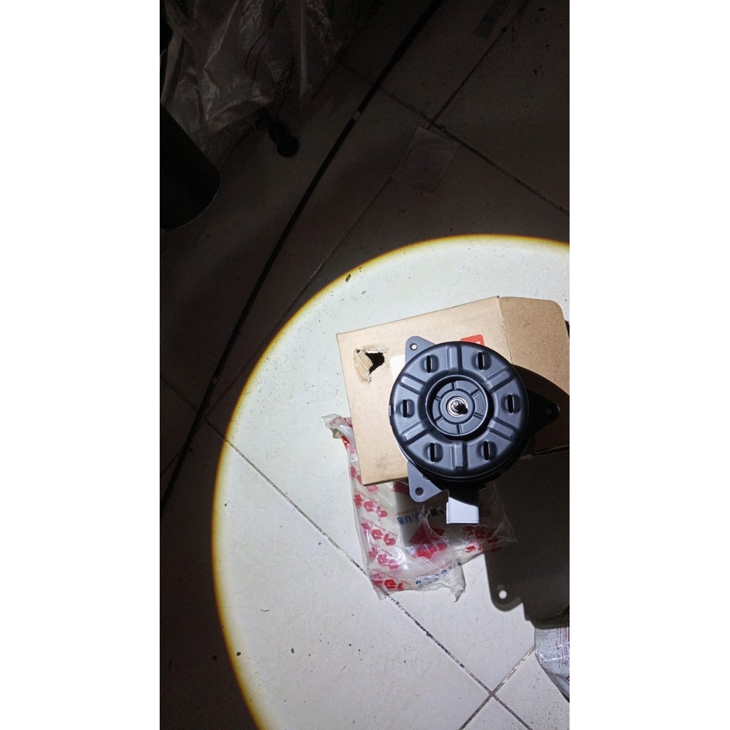 MOTOR FAN / EXTRA FAN RADIATOR SUZUKI SWIFT / ERTIGA ORIGINAL SUZUKI
