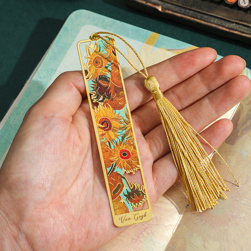 

Metal Sunflower Hollow Bookmark Chinese Retro Painted Book Holder Tassel Pendant Kid Stationery Book Clip School Office Supplies
