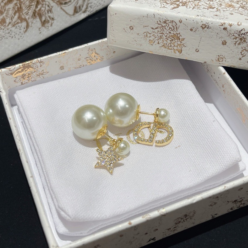 COD 【17K/ 750 emas asli】 Anting Christina CD Star Wanita Anting Elegan Korea