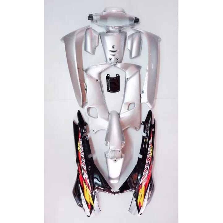 Paketan Body Halus Warna Silver Hitam Motor Supra Fit Lama 2004