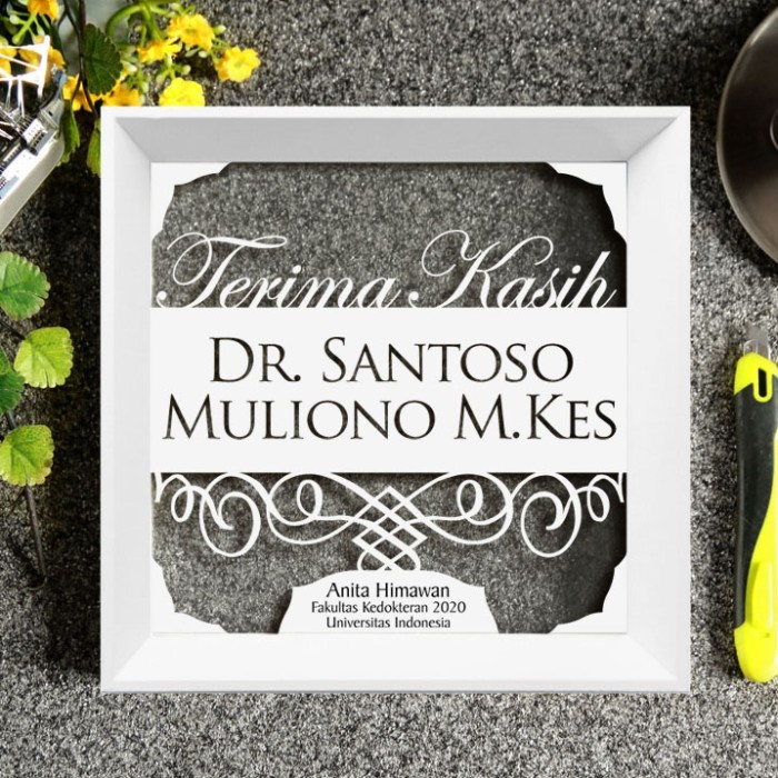 Kado Kenang-Kenangan Dosen Pembimbing Paper Cutting Hemat