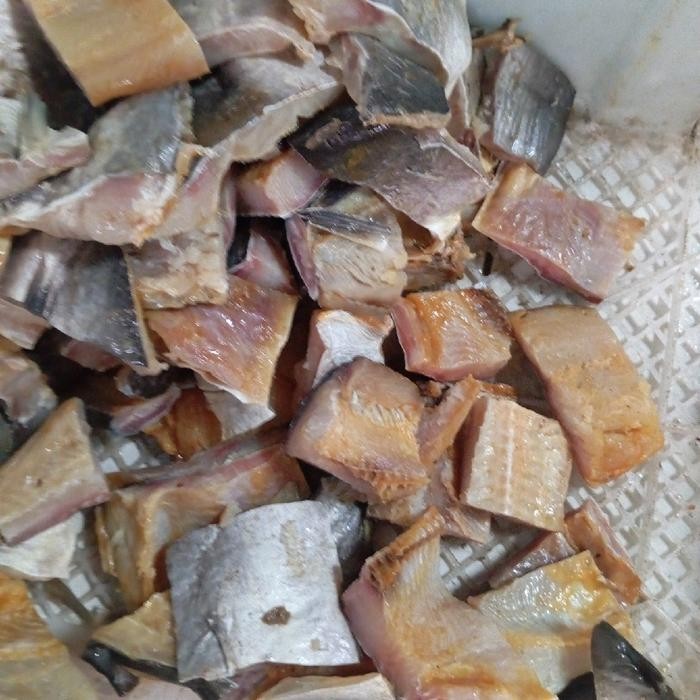 

Asin jambal roti super ngeprul empuk berat 1 kg dan 500gram di Mix jambal kadukang dan jambal jahan - 1kg Mix mentega dan jahan