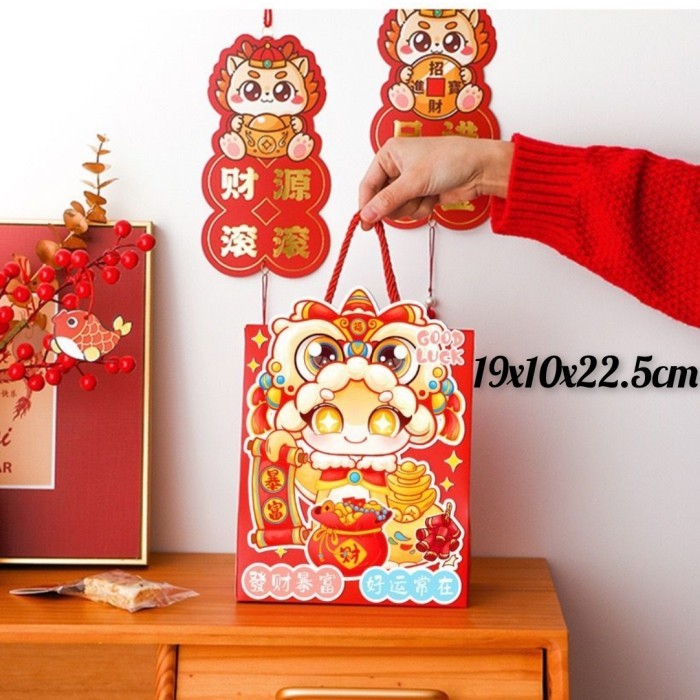 

[READY] Paperbag Imlek 2025 Tahun Ular / Hampers Box Souvenir Imlek / Box Imlek Tema CNY - 19x20x22.5cm