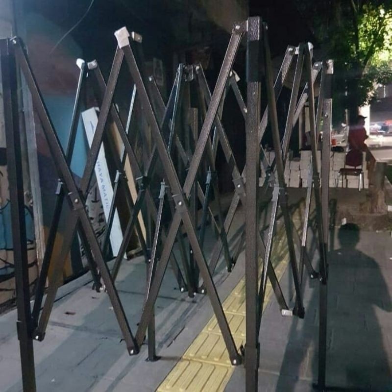 rangka tenda lipat ukuran 3x3 besi hollow tebal besi 0,8