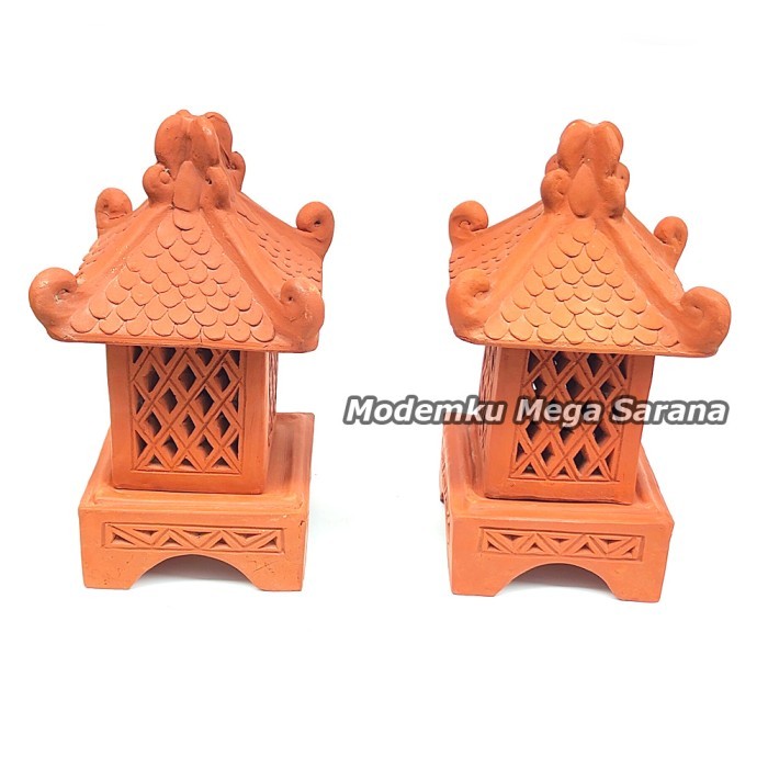 Alltechshop_ Kap Lampu Taman Outdoor Joglo Gerabah Tanah Liat - Atap 23X23 Cm + Packing Kayu