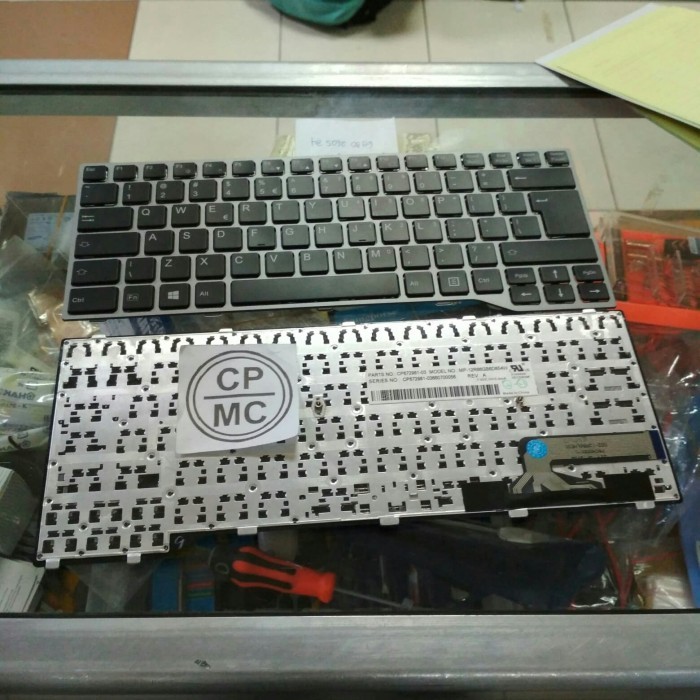 Keyboard Fujitsu Lifebook E544 E546 E733 E736 E746 U745 Non Backlit