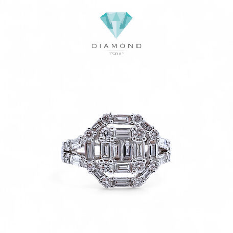 Baguette Diamond Ring 18K / Diamond Jewelry