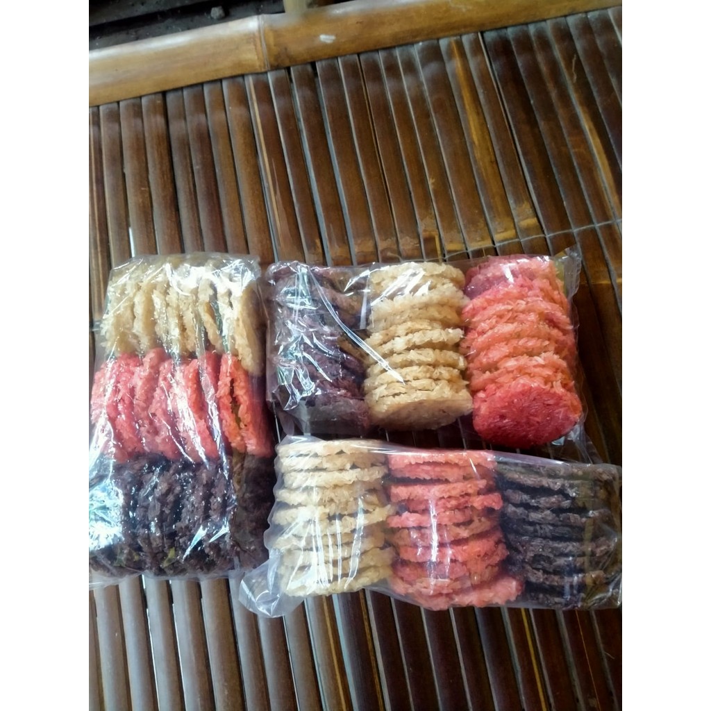 

Rengginang Mentah Perbiji/Perpcs Mix 3 Rasa , Terasi, Bawang Putih, Ketan Hitam isi 50pcs