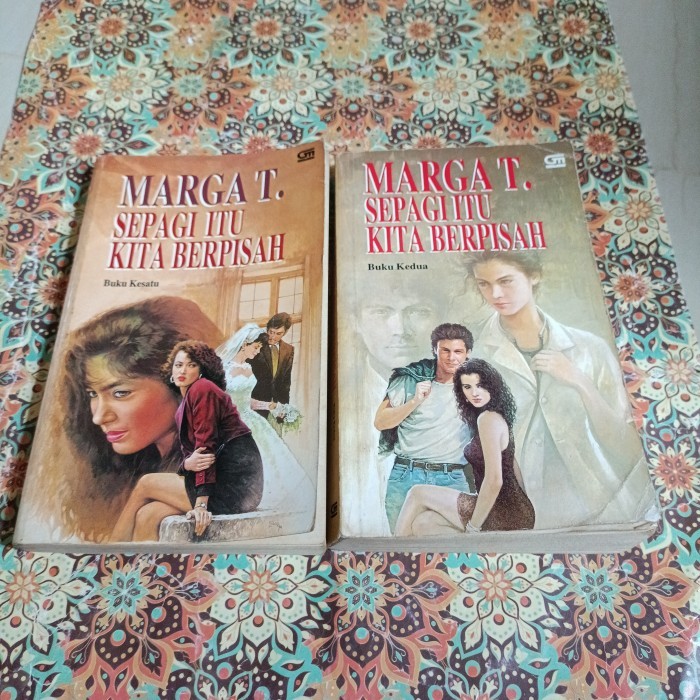 Novel Marga T - Sepagi itu kita berpisah