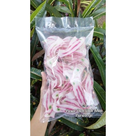 

RSF. Kerupuk singkong merah putih