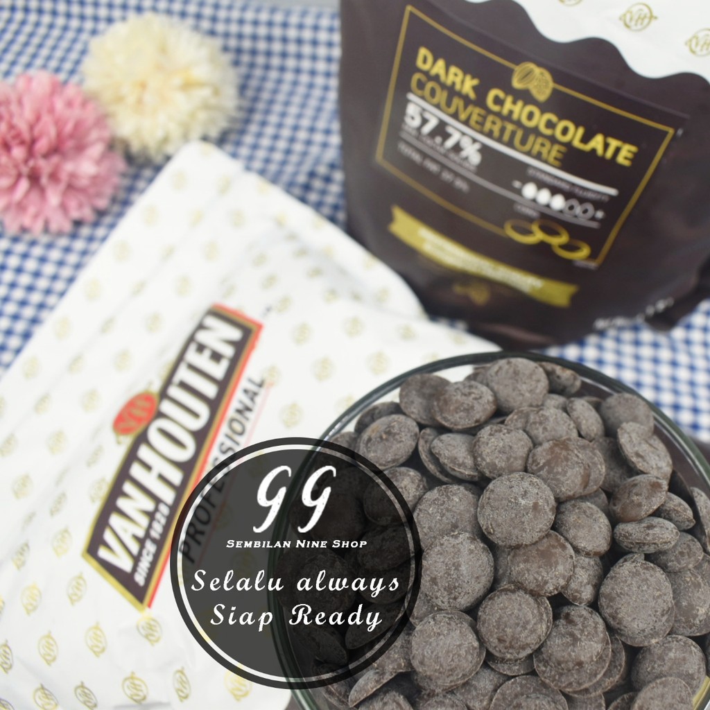 

Van Houten 250 Gram 57.7% Dark Chocolate COUVERTURE Cokelat Coklat Coin Koin