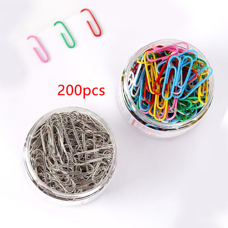 

200pcs 28mm Colored Metal Paper Clip Creative Bookmark Office Stationery Cartoon Anti Rust Pin Return Type Needle