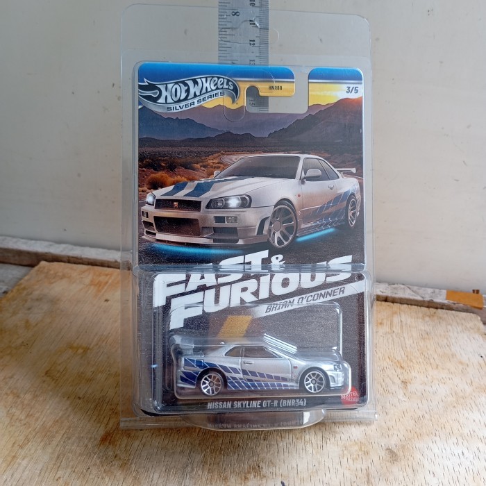 MAINAN hot wheels nissan skyline r 34 fast furious