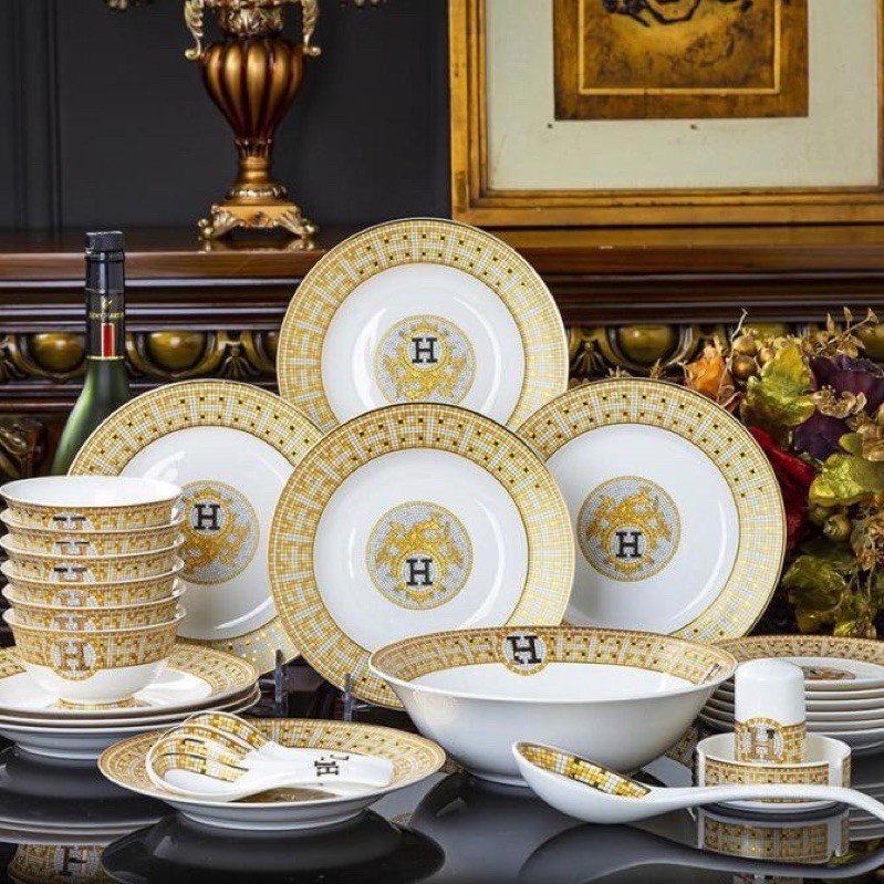 ARKAMANISHOP PIRING MAKAN H SET KERAMIK ISI 28 / HAMPERS KADO RUMAH BARU / PIRING MANGKUK SET MEWAH 