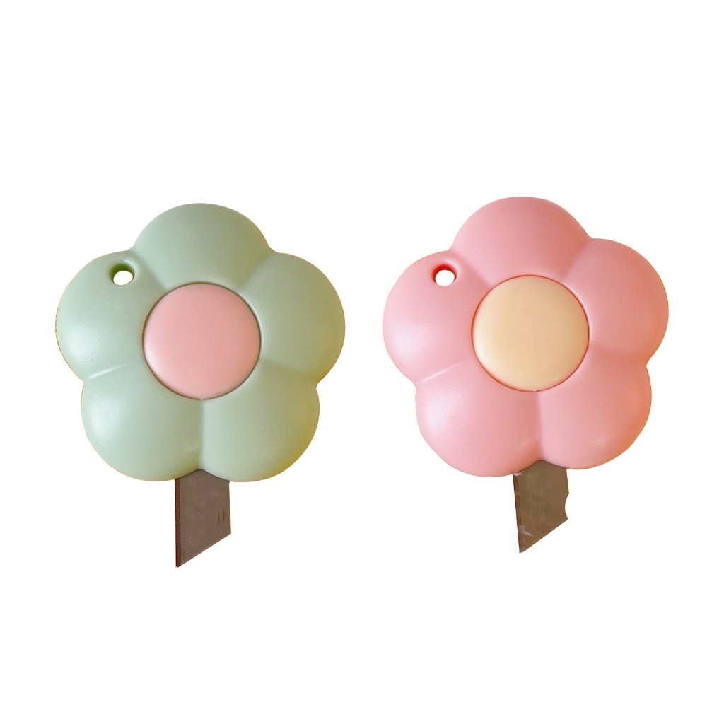 

LPL Cutter Mini Portable Bentuk Bunga Mini Cutter Warna Pastel Travel Kit Pemotong Kertas Paper Cutter Lucu