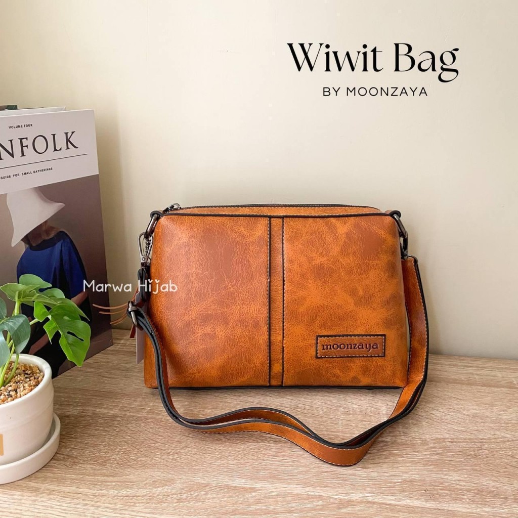 Tas Wiwit Moonzaya