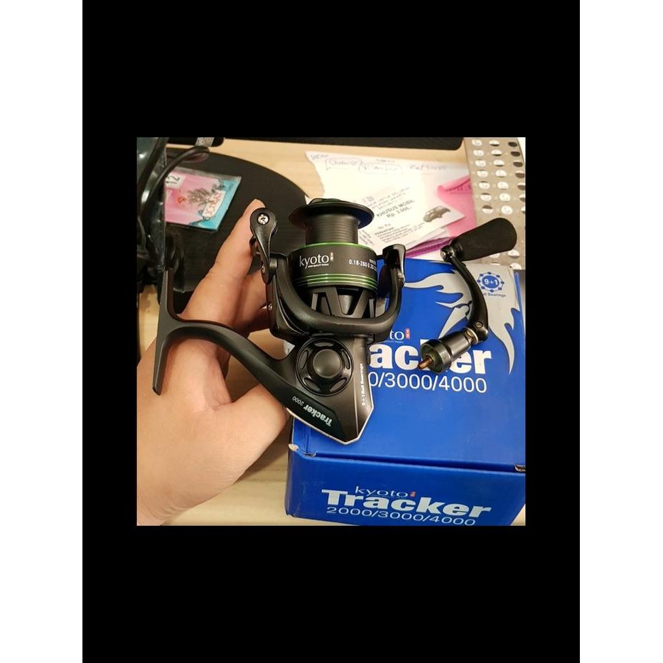 Reel pancing kyoto tracker 2000 3000 power handle