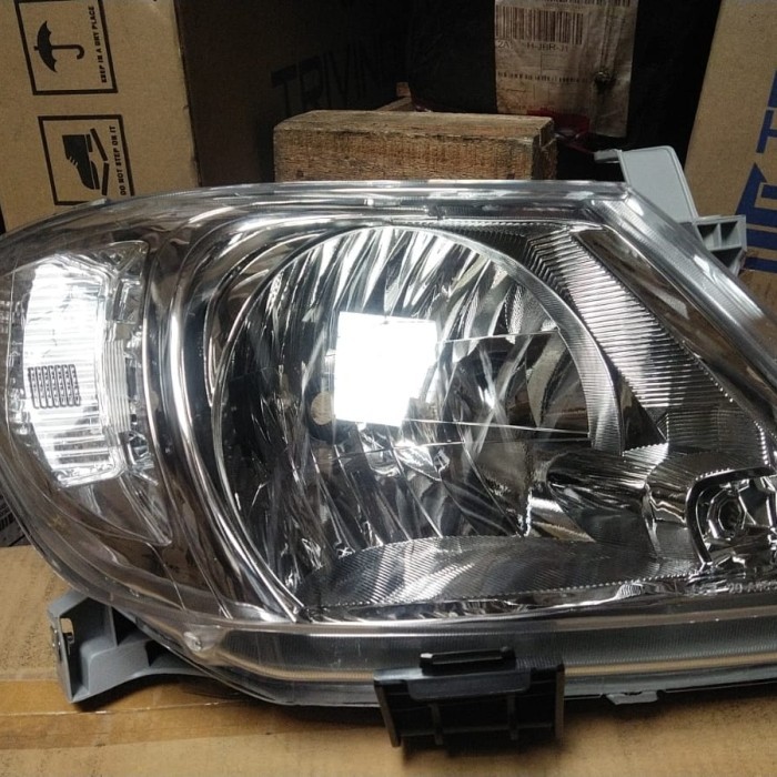 Lampu Depan Headlamp Hilux 2005-2009 SATUAN quality