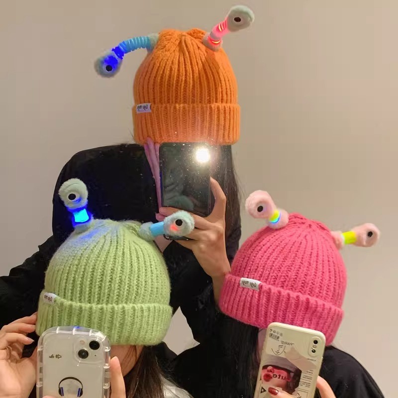 New Parent-Child Light Up Hat Cute Frog Cartoon Funny Winter LED Cap Beanie For Women Kids Trending 