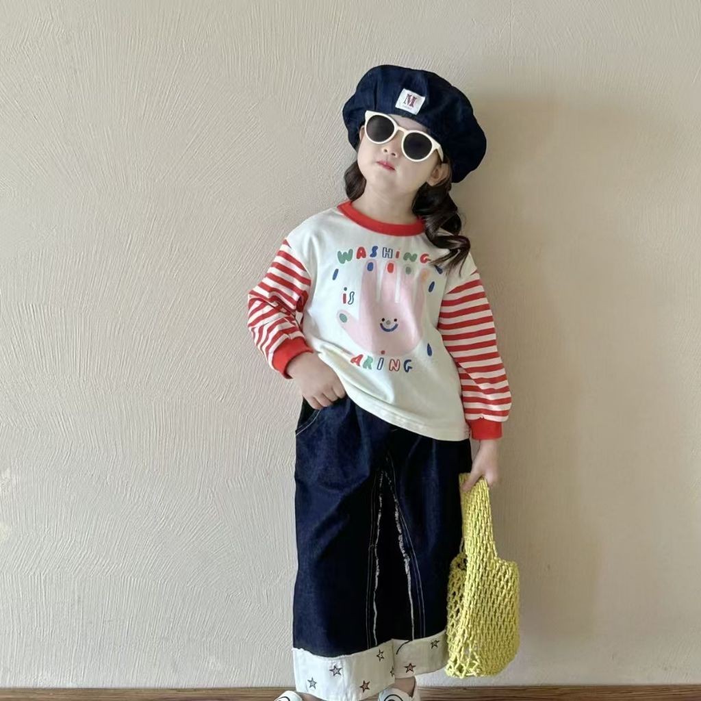 Korea Style Setelan Anak Perempuan One Set Lengan Panjang Putih Merah Strip + Celana Jeans Kulot Kor